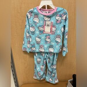 *CLEARANCE* 
Toddler girls hello kitty Christmas pajamas